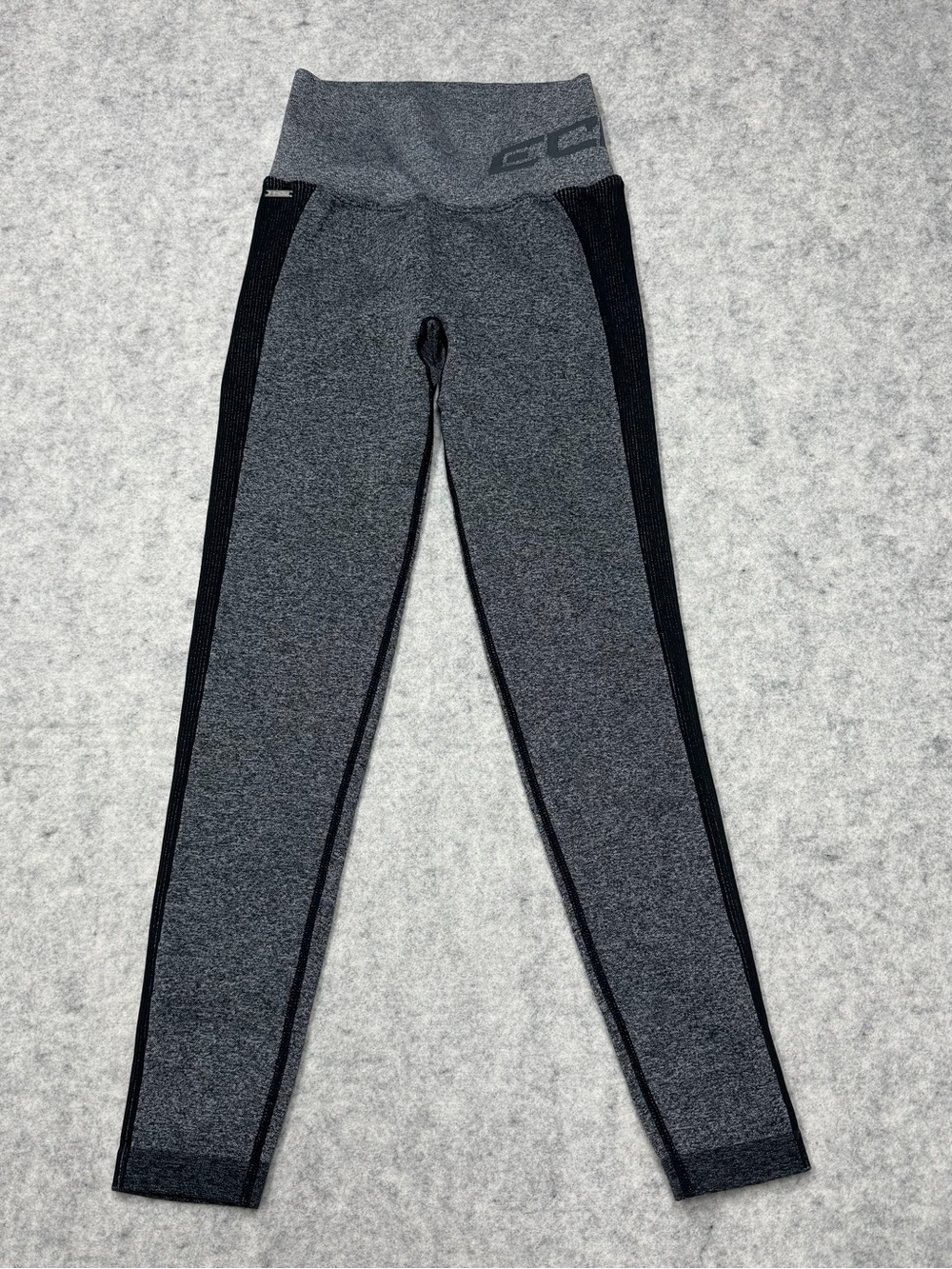 ECHT Activewear Super Scrunch Butt Lift Grey Ankle Leggings Size XS